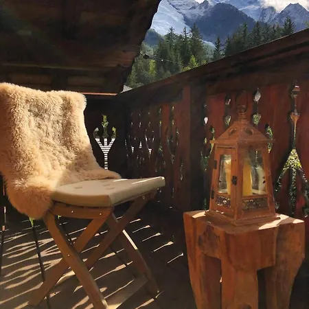 Σαλέ Alpine Retreat With Mont Blanc View, Chamonix, Private Parking *