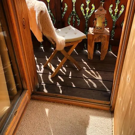 Chamonix Chalet With Mont Blanc Views Near Town Centre - Parking & Sauna Alpstuga Chamonix