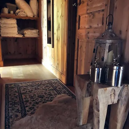 Chamonix Chalet With Mont Blanc Views Near Town Centre - Parking & Sauna * Chamonix